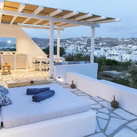 Kostantis Summer And