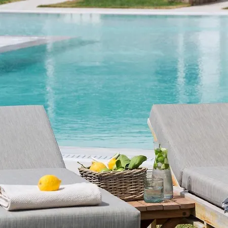 Kostantis Summer And Aparthotel 4*