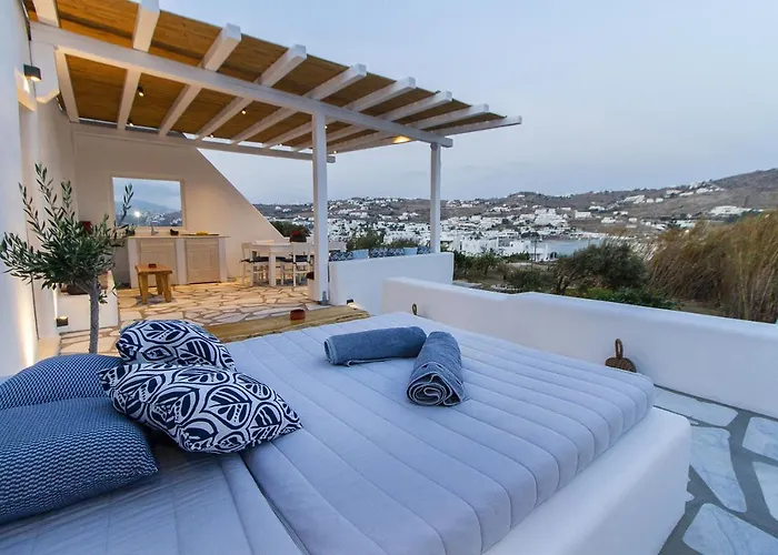 Kostantis Summer And Ornos (Mykonos)